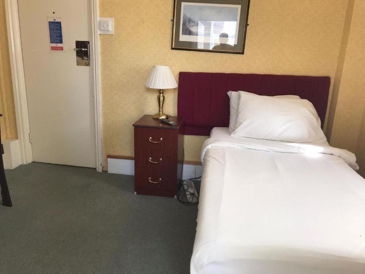 Oyo Diamond Hotel Eastbourne Zewnętrze zdjęcie